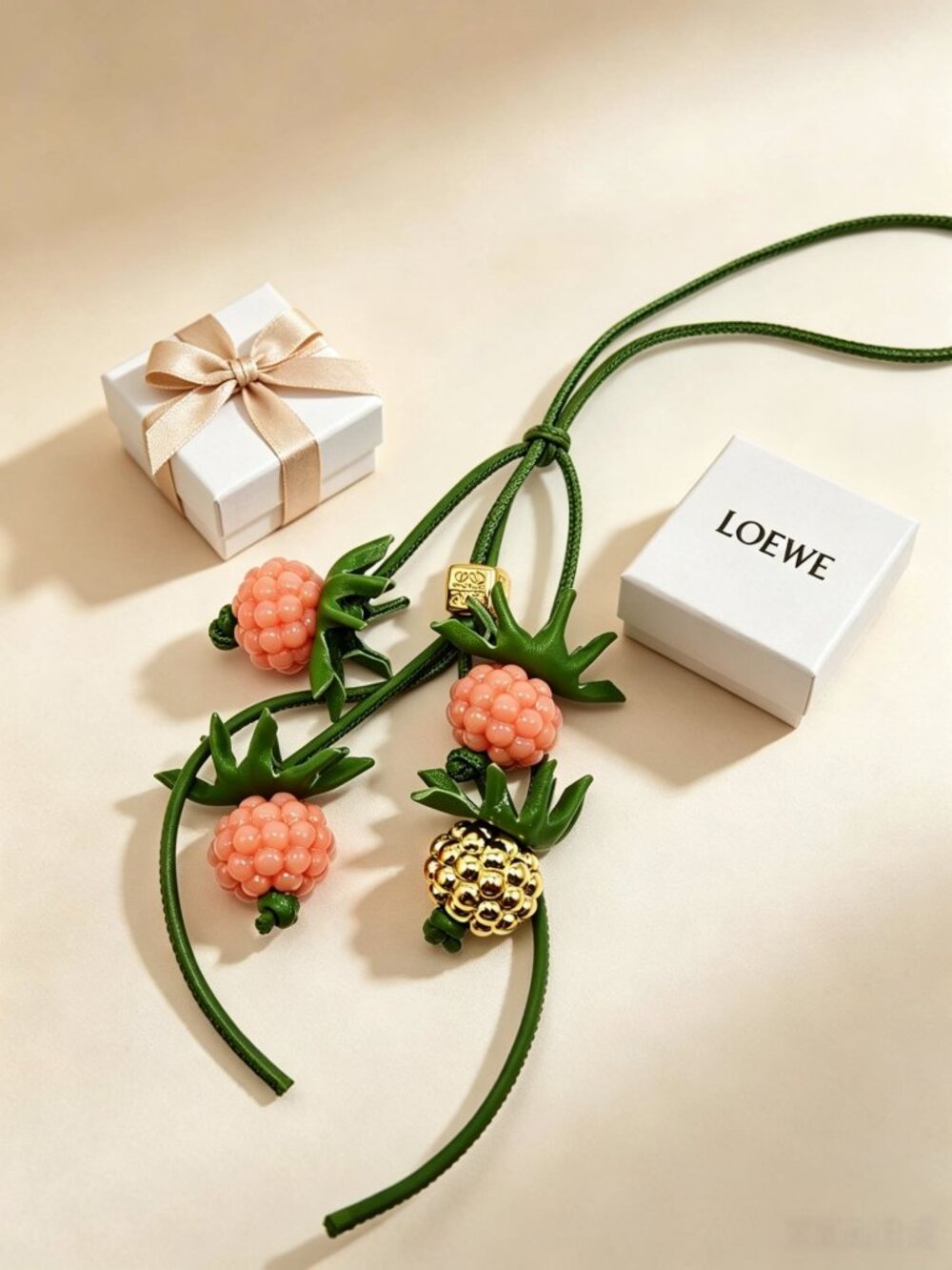 Loewe Raspberry Bag Charm - Picture 8 of 8